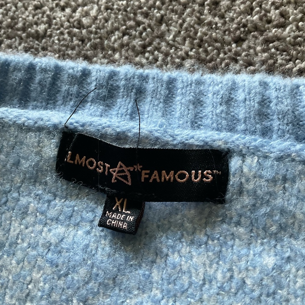 Sweater - Picture 3 of 6